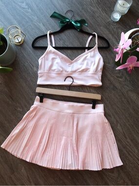 Lululemon Strawberry Milkshake Set Align Bra + Pleated Skirt